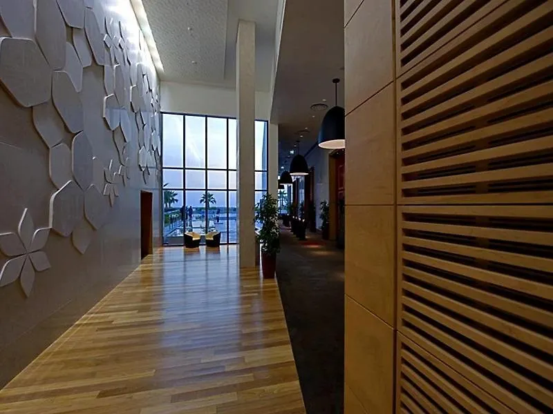 Staybridge Suites Yas Island Abu Dhabi By Ihg