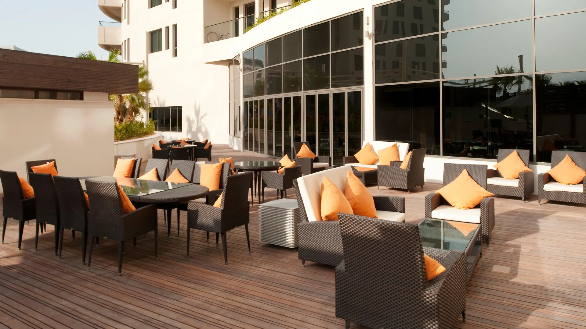 Staybridge Suites Yas Island Abu Dhabi By Ihg