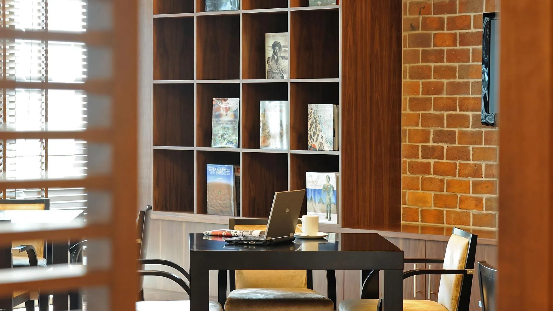 Staybridge Suites Yas Island Abu Dhabi By Ihg 4*,