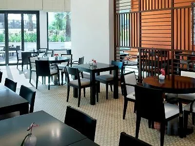 **** Aparthotel Staybridge Suites Yas Island Abu Dhabi By Ihg United Arab Emirates