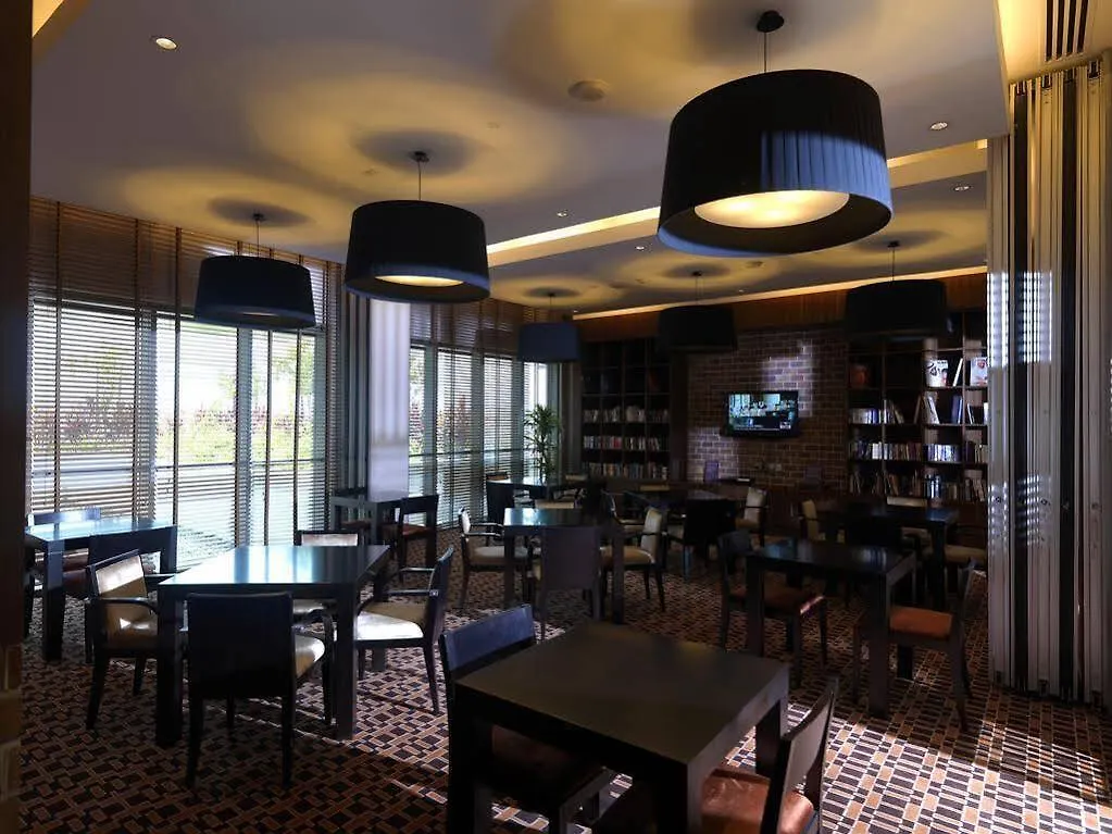 **** Апарт-отель Staybridge Suites Yas Island Abu Dhabi By Ihg ОАЭ